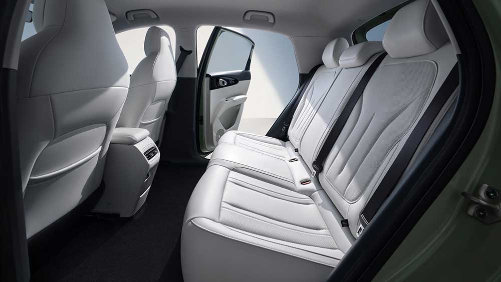 Harga-Geely-EX2-di-Bandung-section-Interior-5.jpg