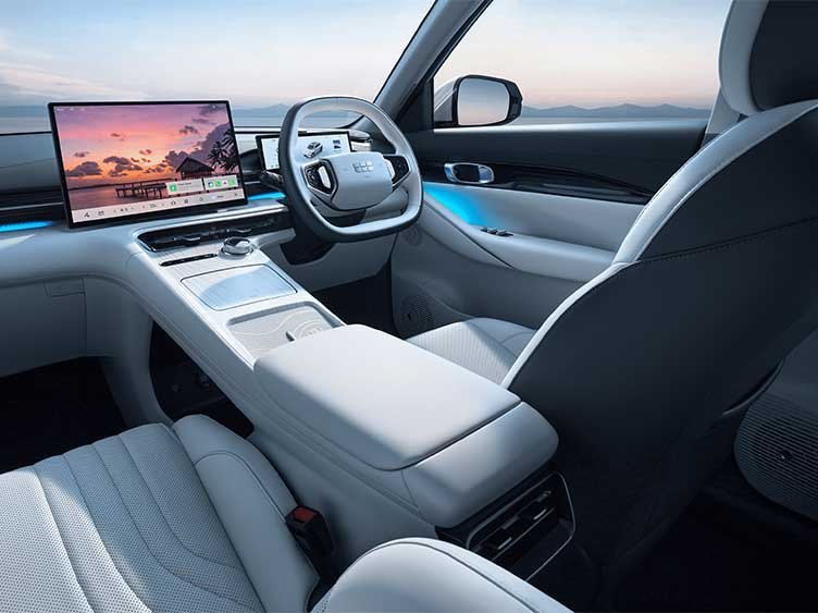 Harga Geely Starray EM-i